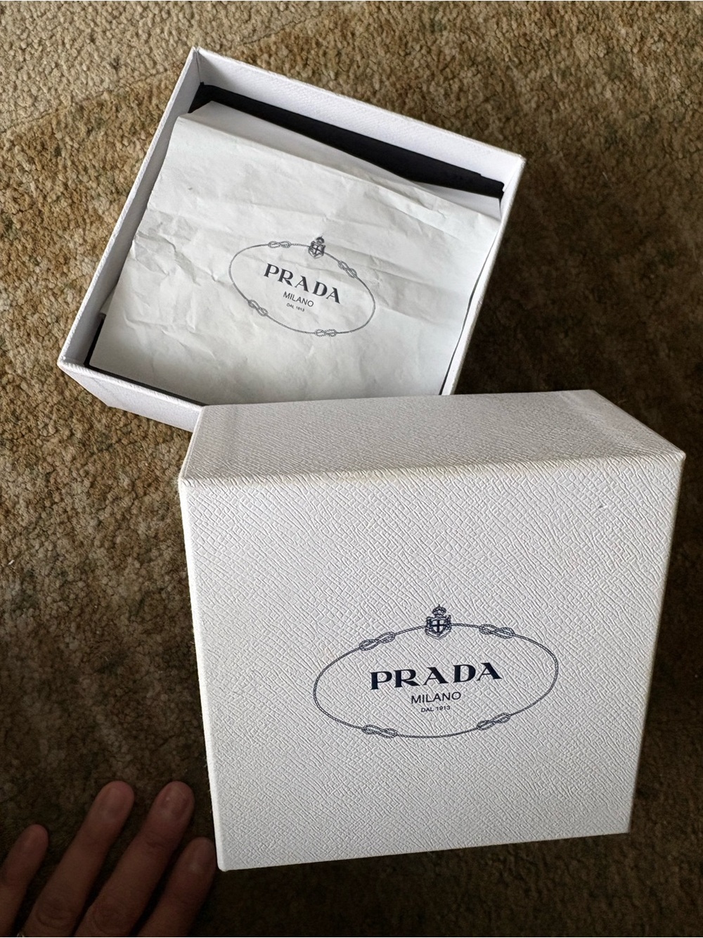 PRADA Heart Crossbody Coin Purse Black Saffiano Leather Gold Chain - Picture 8 of 9